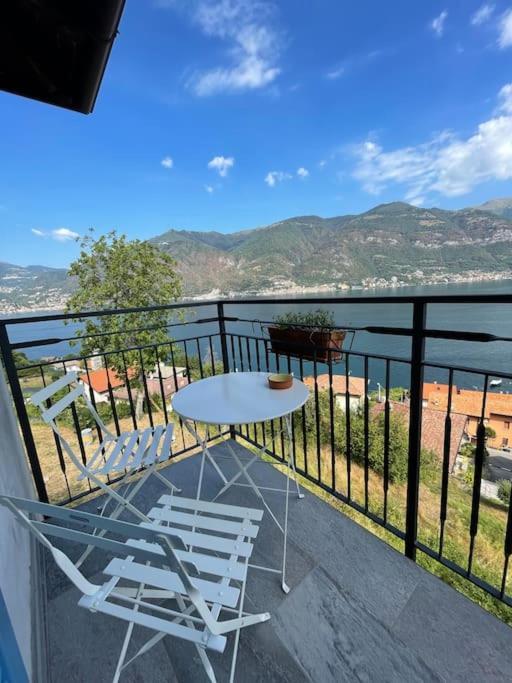 לצנו Il Noce Lake View Apartment מראה חיצוני תמונה
