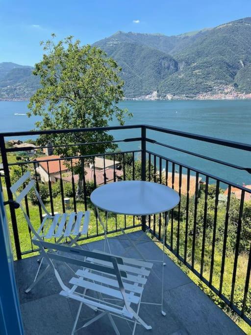 לצנו Il Noce Lake View Apartment מראה חיצוני תמונה