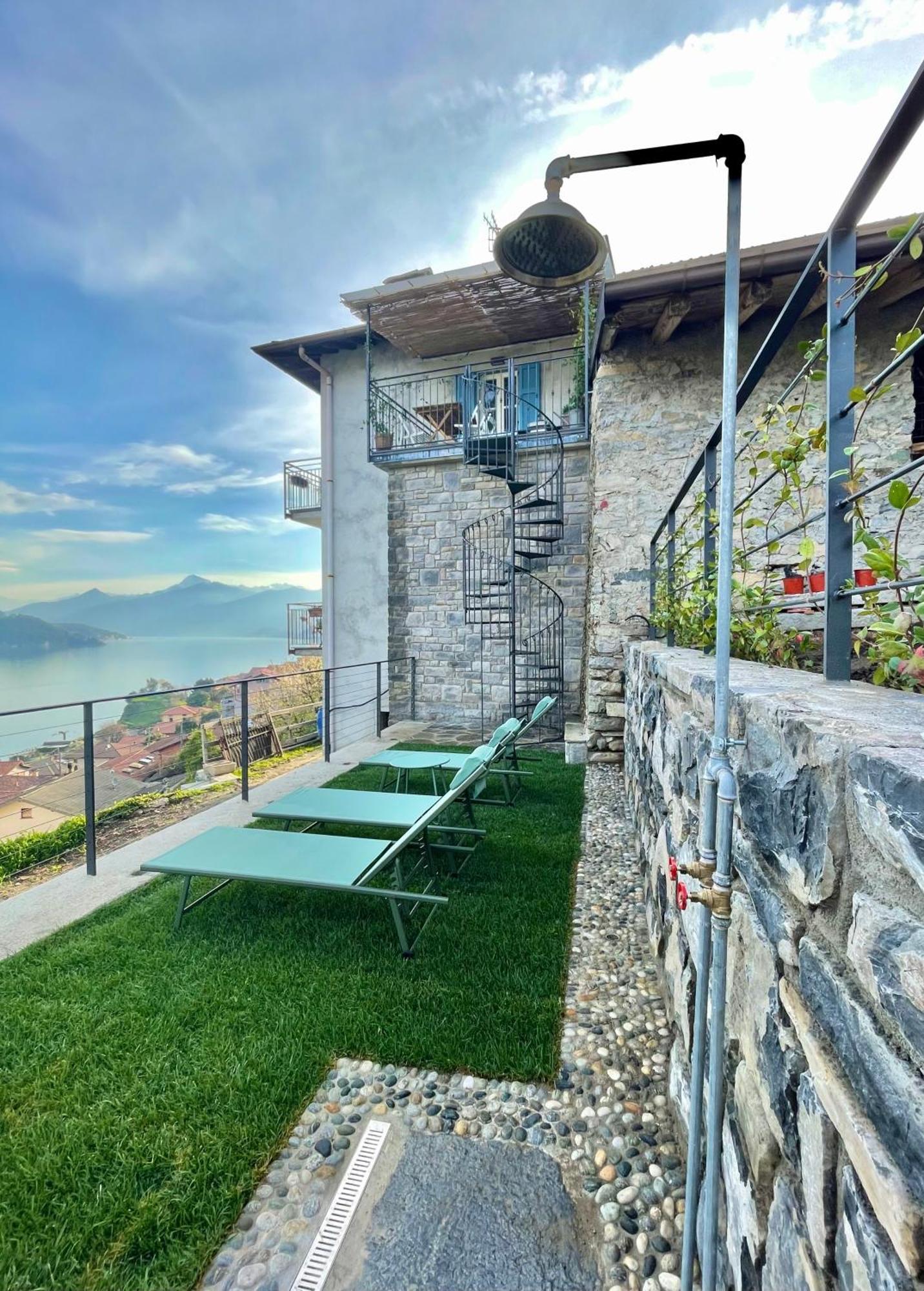 לצנו Il Noce Lake View Apartment מראה חיצוני תמונה